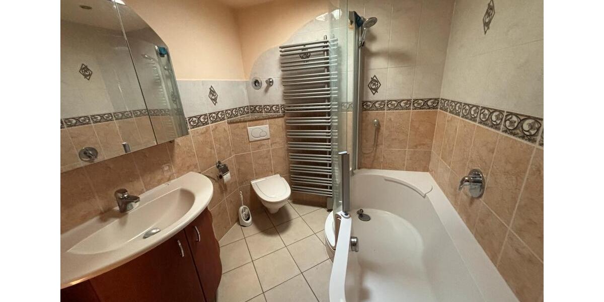 Dachgeschoßwohnung Zweibrücken - 3 Zimmer, 55 m&sup2;, 700&euro; | Angebot:26039218