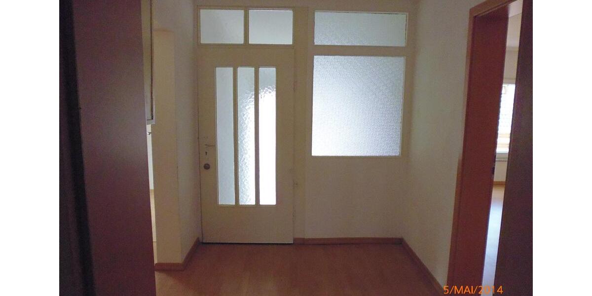 Etagenwohnung Waldmohr - 3 Zimmer, 87 m&sup2;, 650&euro; | Angebot:25994774