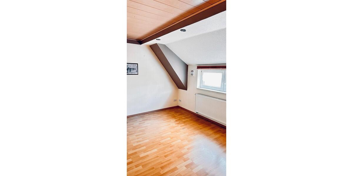 Doppelhaushälfte Zweibrücken - 2 Zimmer, 80 m&sup2;, 153.000&euro; | Angebot:26048990