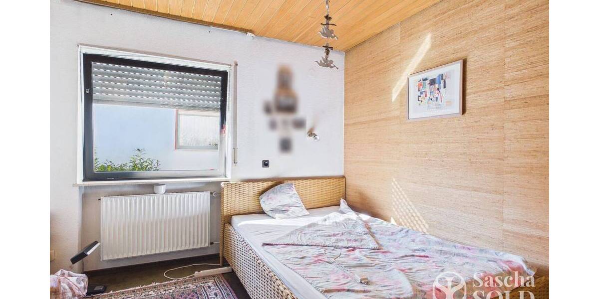 Großes Einfamilienhaus in begehrter Lage von Oberwürzbach, St. Ingbert mit Terrasse und Südbalkon - Einfamilienhaus Sankt Ingbert Oberwürzbach | Angebot:26161394