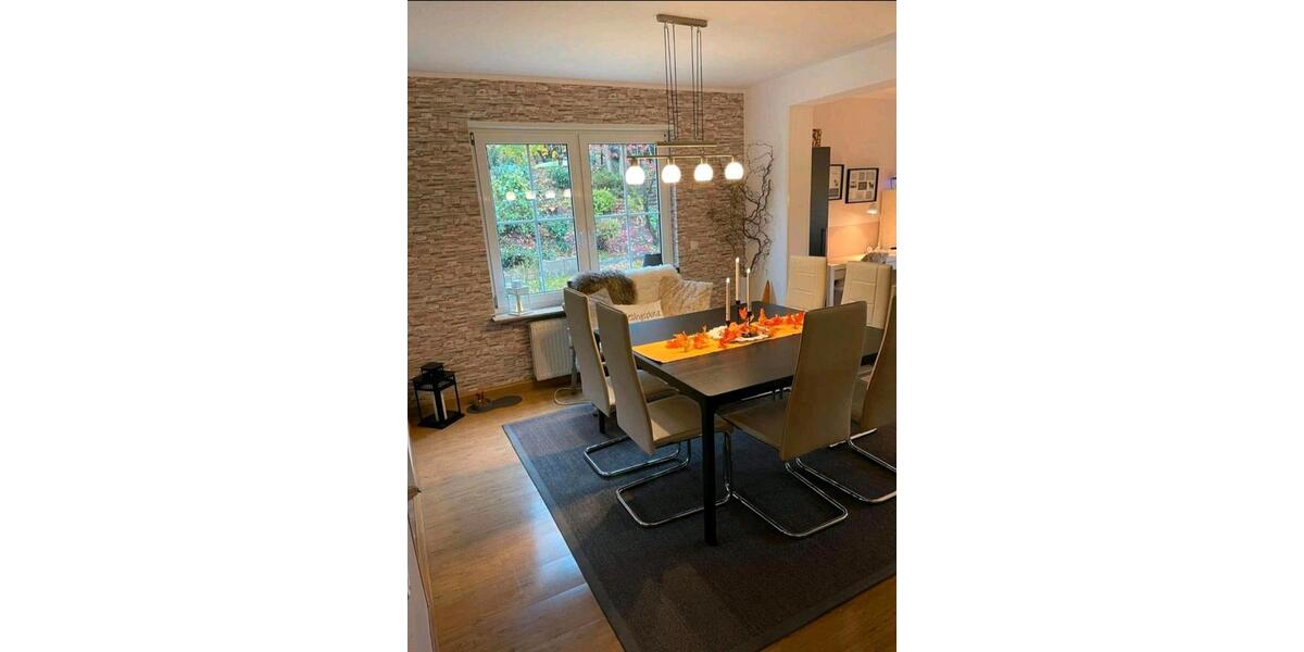 Reihenhaus Homburg - 4 Zimmer, 107 m&sup2;, 349.000&euro; | Angebot:25220566