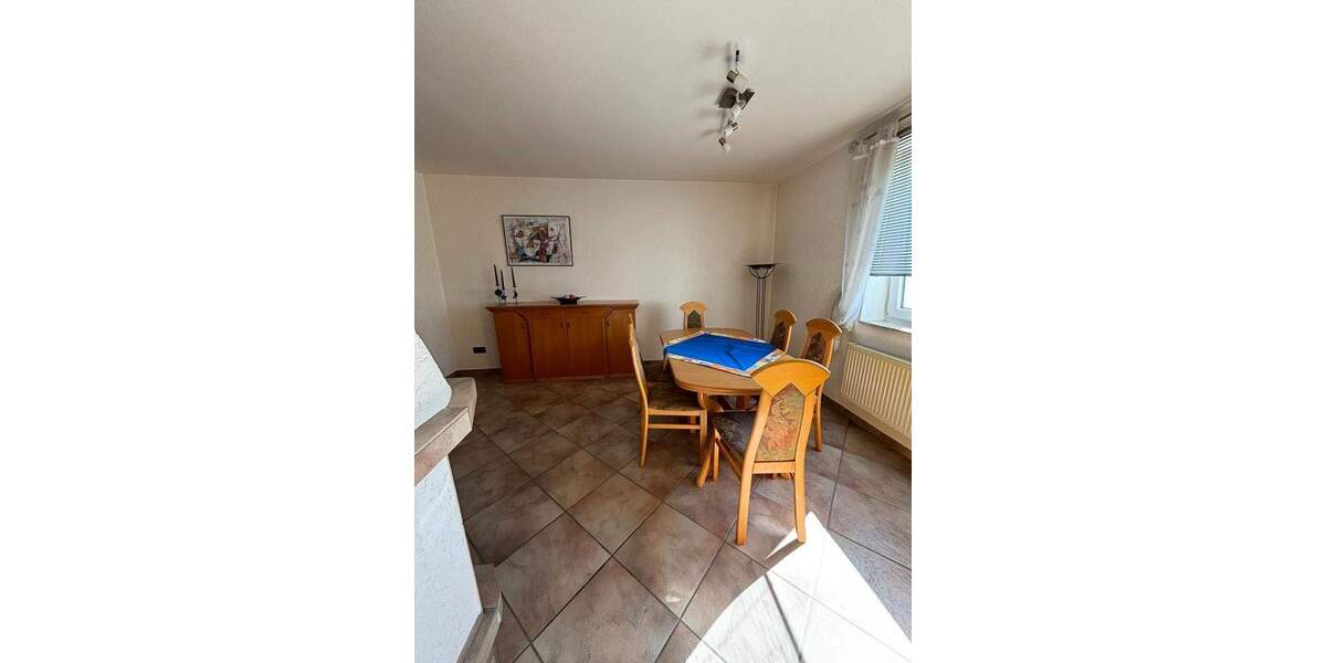 Mehrfamilienhaus, Wohnhaus Neunkirchen Wiebelskirchen - 6 Zimmer, 178 m&sup2;, 229.000&euro; | Angebot:25706021