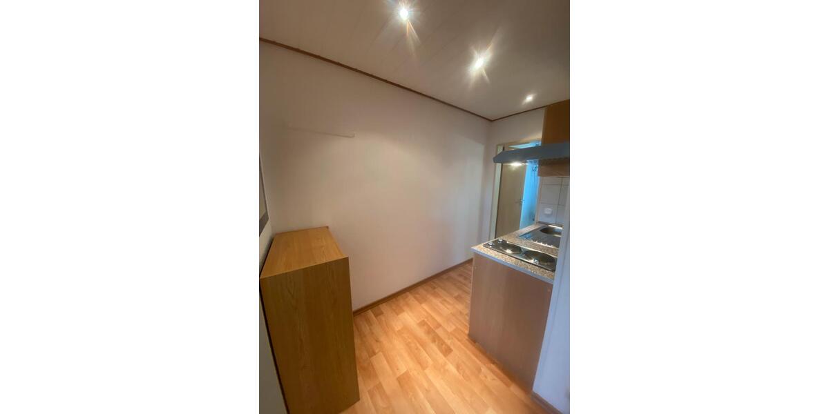 Erdgeschoßwohnung Saarbrücken Eschberg - 1 Zimmer, 29 m&sup2;, 500&euro; | Angebot:26034283