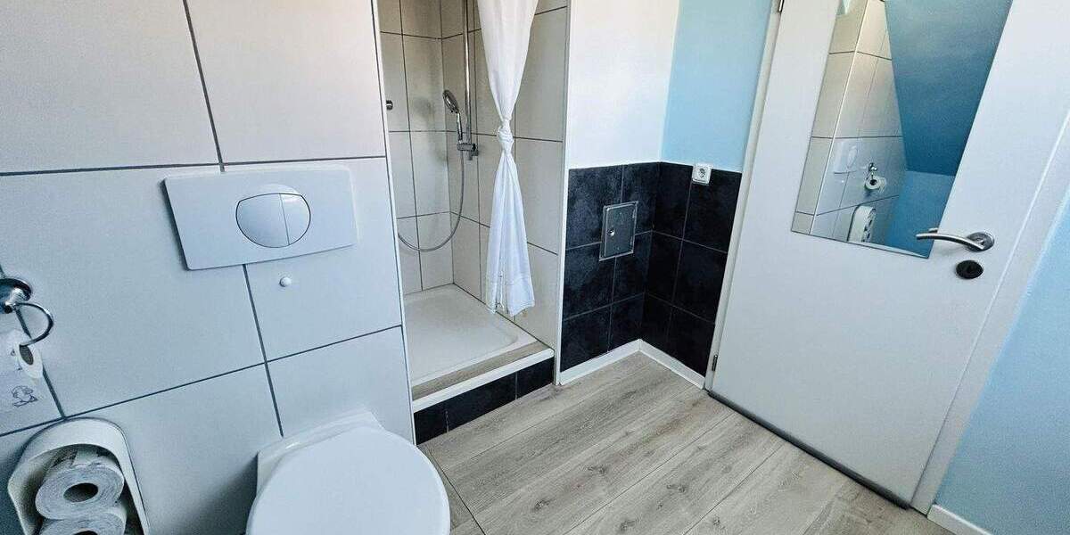 Mehrfamilienhaus, Wohnhaus Neunkirchen Innenstadt - 6 Zimmer, 130 m&sup2;, 219.000&euro; | Angebot:25779641