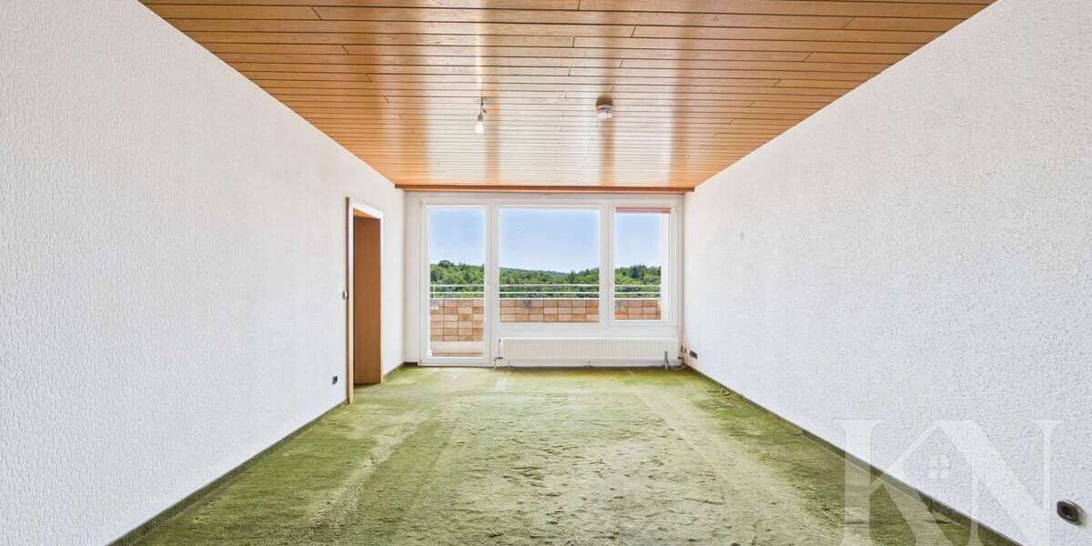 Etagenwohnung Saarbrücken Dudweiler - 3 Zimmer, 78 m&sup2;, 125.000&euro; | Angebot:27112579