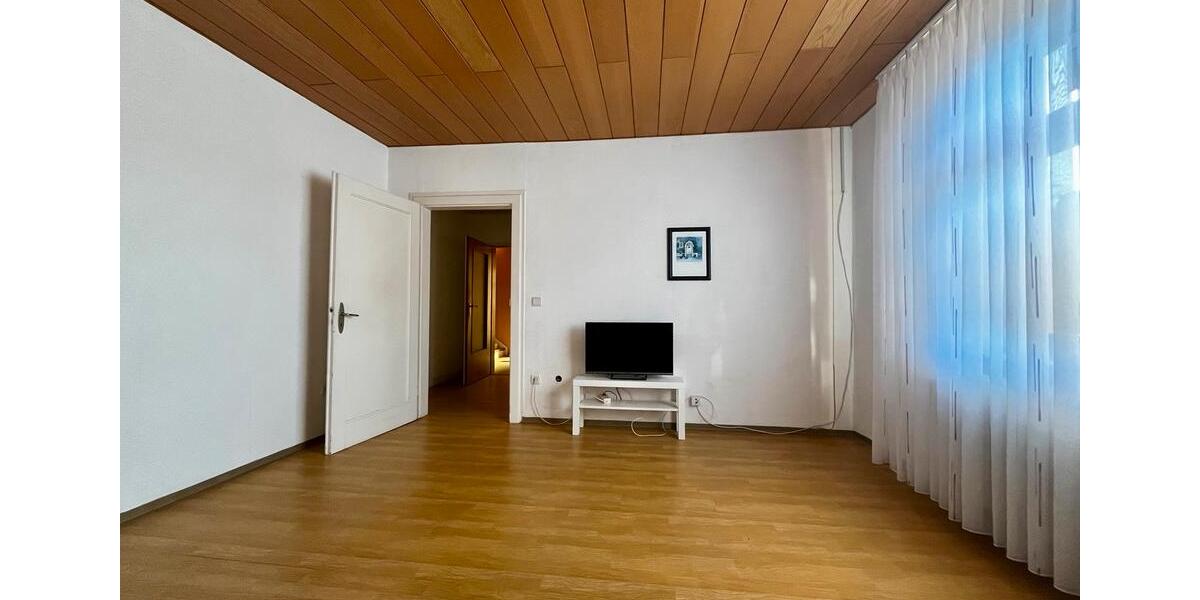 Einfamilienhaus Kirkel - 9 Zimmer, 170 m&sup2;, 250.000&euro; | Angebot:26806876