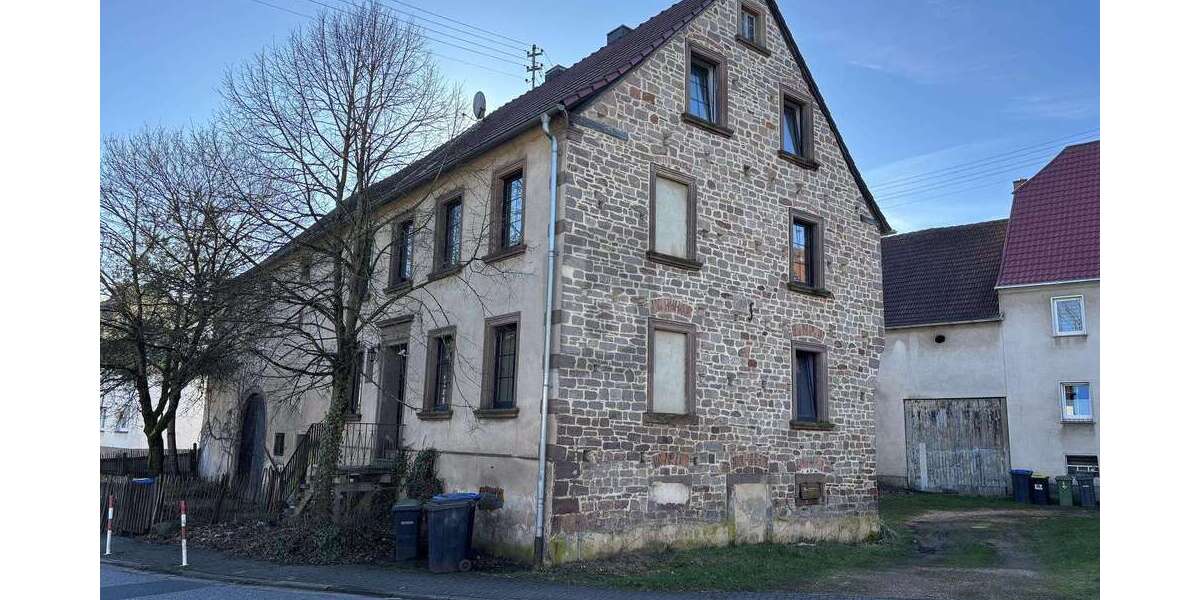 Einfamilienhaus Sankt Wendel - 9 Zimmer, 225 m&sup2;, 159.000&euro; | Angebot:26219148
