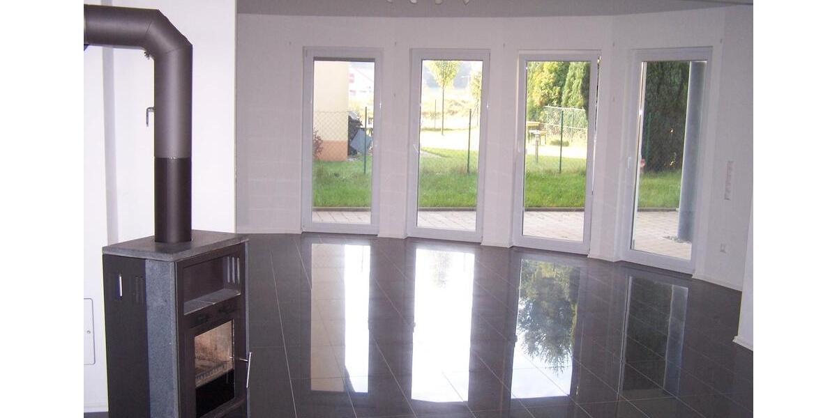 Einfamilienhaus Waldmohr - 6 Zimmer, 330 m&sup2;, 549.000&euro; | Angebot:26924366