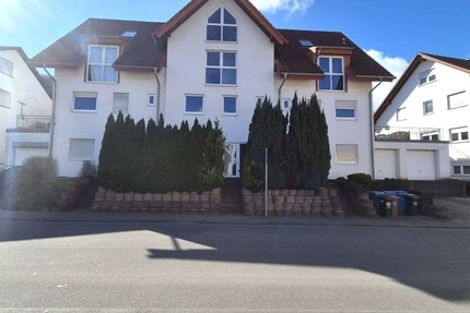 Kapitalanlagepaket: 3 vermietete Reihenhäuser in Reihe mit Garagen und Grundstück - Haus Queidersbach | Angebot:21107898