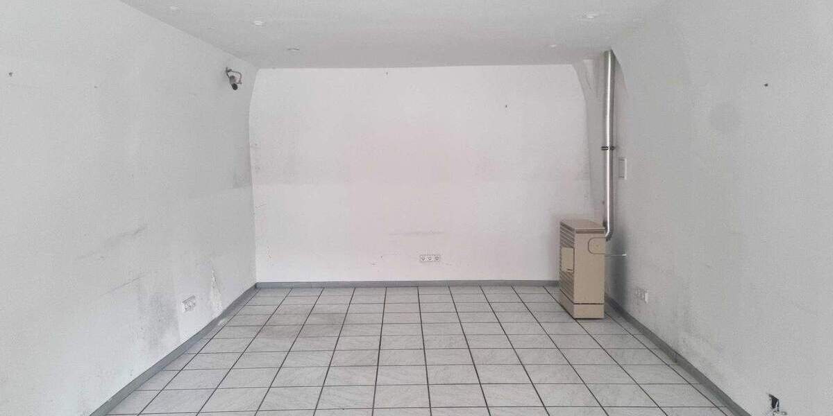 Gewerbeobjekt Saarbrücken Schafbrücke - 3 Zimmer, 90 m&sup2;, 990&euro; | Angebot:26930928