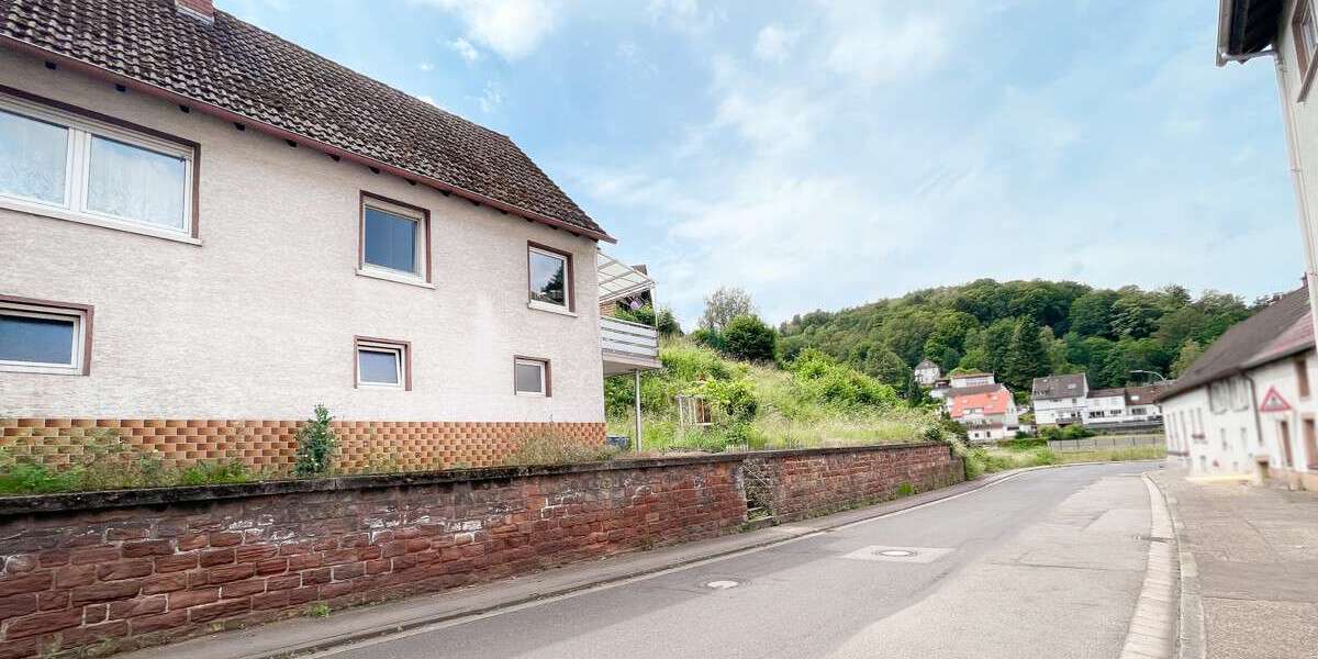 Einfamilienhaus Pirmasens / Niedersimten Niedersimten - 4 Zimmer, 102 m&sup2;, 99.000&euro; | Angebot:25231207