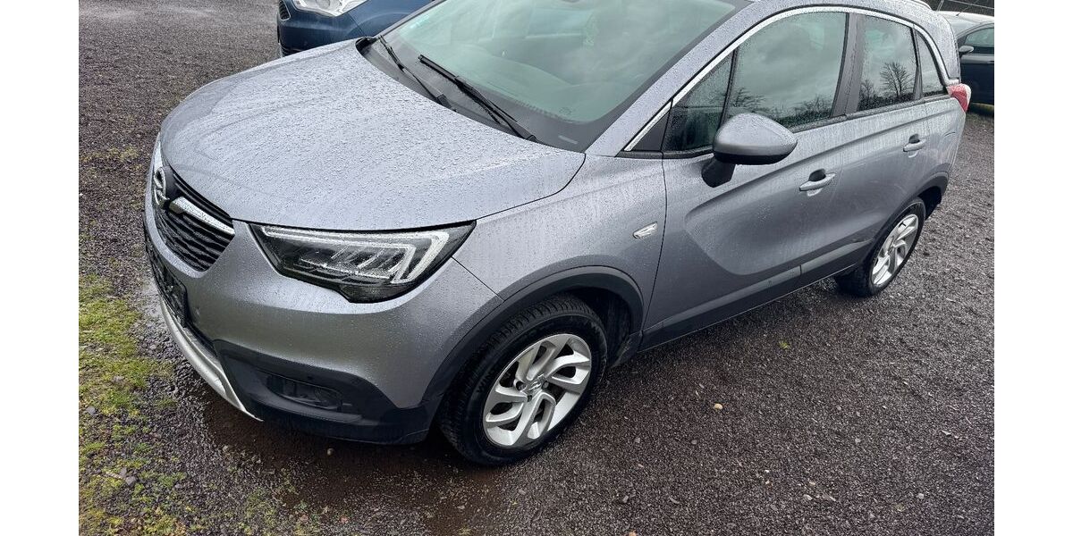 Opel Crossland (X) 102.000 km 9.949 &euro; Saarbrücken/Altenkessel 66126