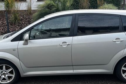 Toyota Corolla Verso 260.000 km 1.850 &euro; Homburg 66424