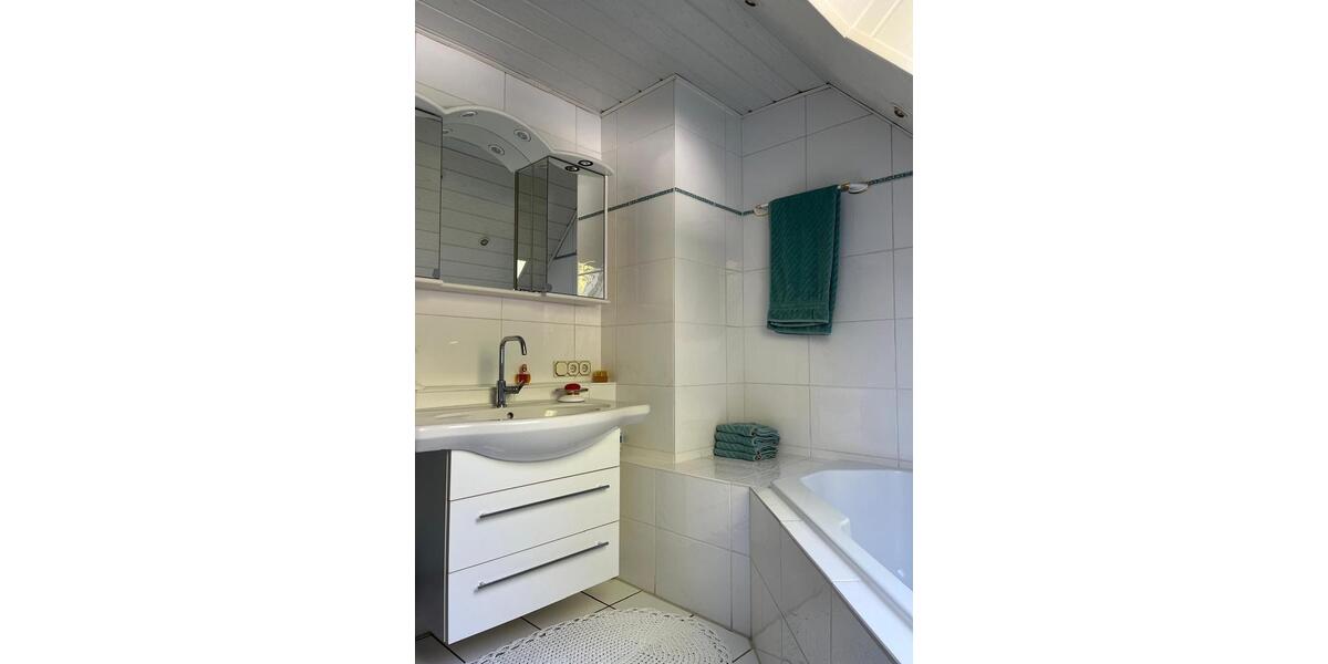 Einfamilienhaus Kirkel - 7 Zimmer, 150 m&sup2;, 320.000&euro; | Angebot:26122621