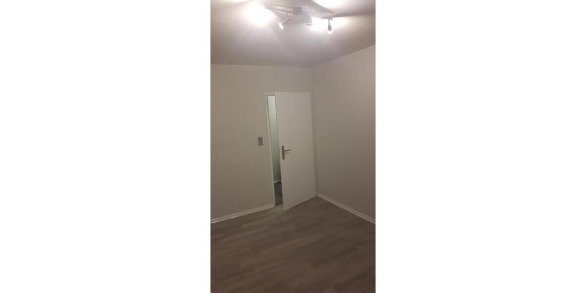 Dachgeschoßwohnung Contwig - 2 Zimmer, 51 m&sup2;, 450&euro; | Angebot:25861906