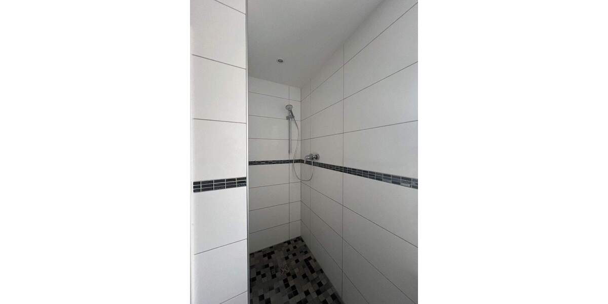 Einfamilienhaus Illingen - Uchtelfangen Uchtelfangen - 4 Zimmer, 110 m&sup2;, 165.000&euro; | Angebot:25663165