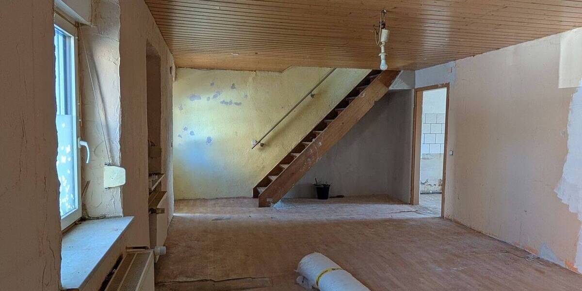 Einfamilienhaus Schiffweiler - 4 Zimmer, 104 m&sup2;, 156.000&euro; | Angebot:26556530