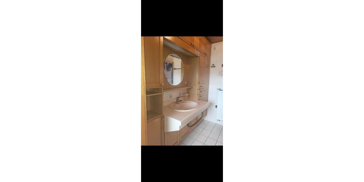 Etagenwohnung Rammelsbach - 6 Zimmer, 180 m&sup2;, 850&euro; | Angebot:26660718