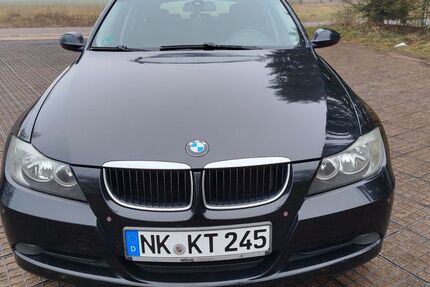 BMW 318 243.000 km 4.400 &euro; Hüttigweiler 66557