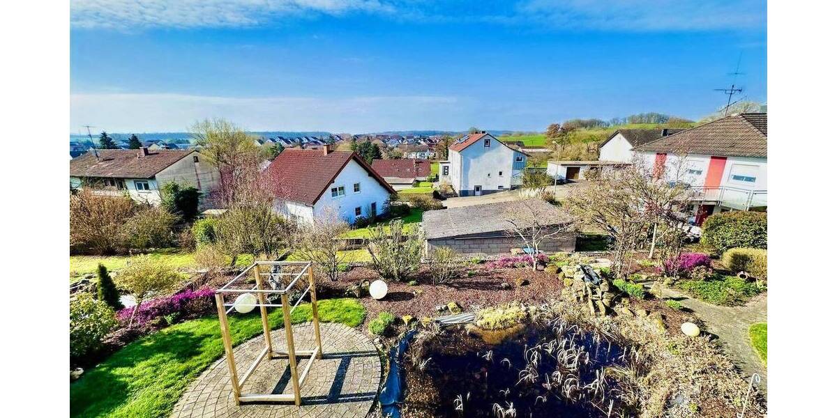 Einfamilienhaus Erzenhausen - 6 Zimmer, 224 m&sup2;, 495.000&euro; | Angebot:25939262