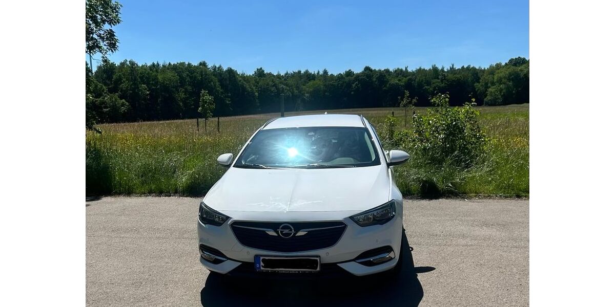Opel Insignia 43.900 km 13.600 &euro; Saarbrücken 66127