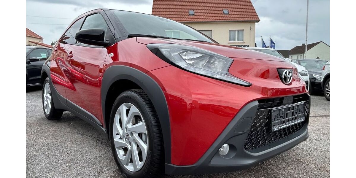 Toyota Aygo (X) 2.731 km 17.690 &euro; Saarbrücken 66117