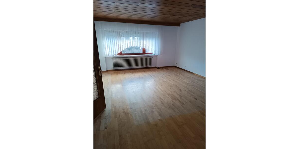 Etagenwohnung Heusweiler - 2 Zimmer, 76 m&sup2;, 550&euro; | Angebot:25765553