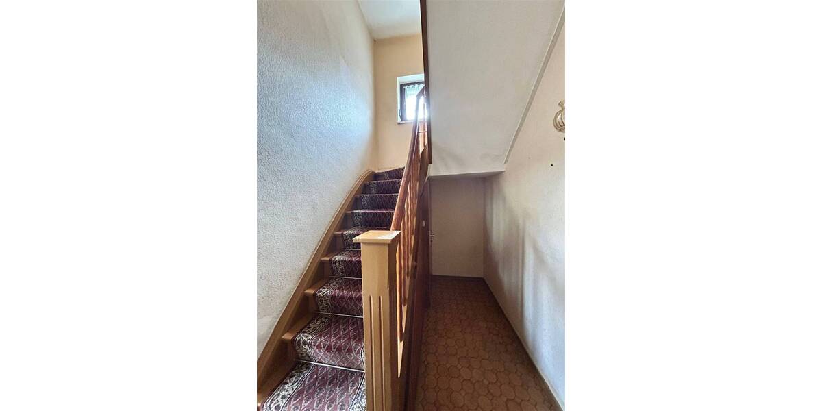 Mehrfamilienhaus, Wohnhaus Saarbrücken Dudweiler - 7 Zimmer, 168 m&sup2;, 150.000&euro; | Angebot:25745729