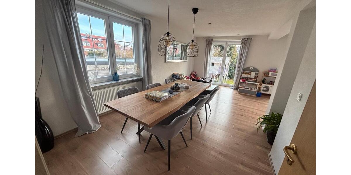 Einfamilienhaus Kirkel - 7 Zimmer, 190 m&sup2;, 390.000&euro; | Angebot:26068288