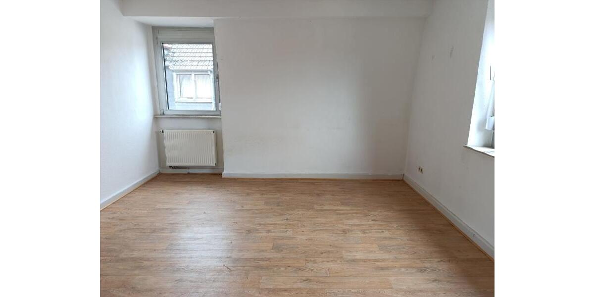 ObjNr:19750 - Helles 3- Familienhaus in Pirmasens - Mehrfamilienhaus, Wohnhaus Pirmasens Fehrbach | Angebot:23024940