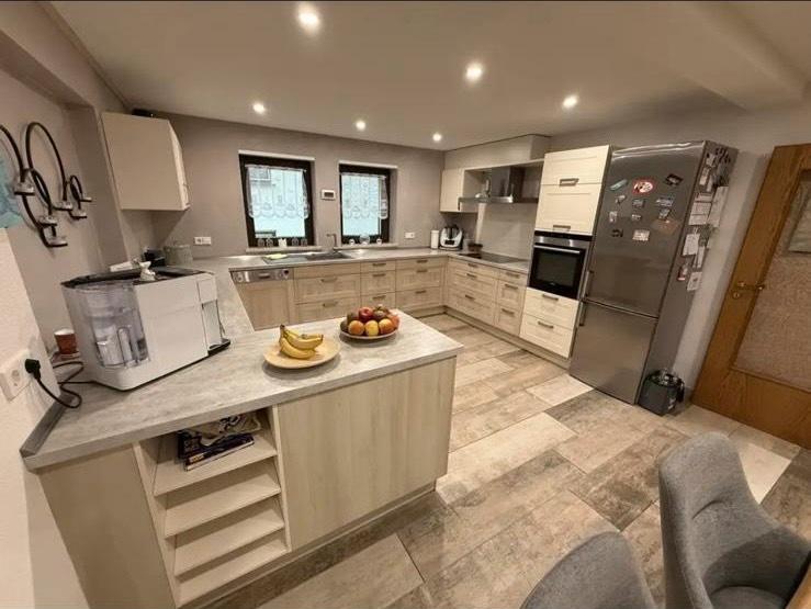 Etagenwohnung Mackenbach - 6 Zimmer, 197 m&sup2;, 2.123&euro; | Angebot:25223951