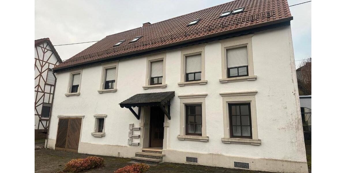 Dachgeschoßwohnung Oberthal - 3 Zimmer, 97 m&sup2;, 850&euro; | Angebot:25993392