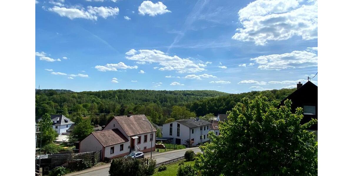 Dachgeschoßwohnung Schiffweiler - 2 Zimmer, 75 m&sup2;, 610&euro; | Angebot:25172676