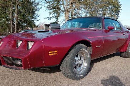 Pontiac Firebird 68.000 km 11.900 &euro; Saarbrücken 66113