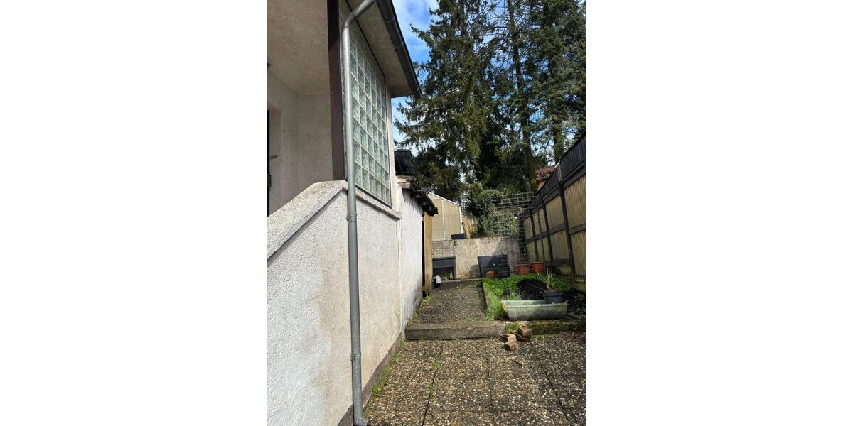 Doppelhaushälfte Saarbrücken Dudweiler - 4 Zimmer, 96 m&sup2;, 185.000&euro; | Angebot:25723028