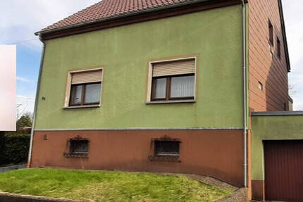 Haus Quierschied / Göttelborn Göttelborn - 5 Zimmer, 144 m&sup2;, 95.000&euro; | Angebot:25940452