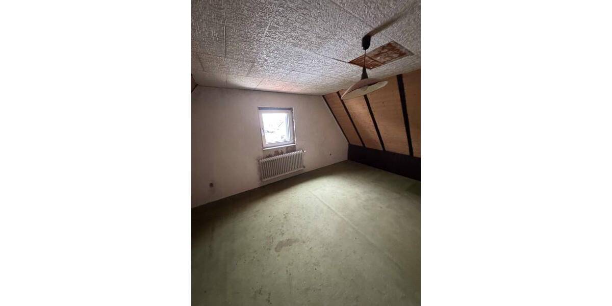 Mehrfamilienhaus, Wohnhaus Pirmasens Gersbach - 8 Zimmer, 190 m&sup2;, 199.000&euro; | Angebot:26246221