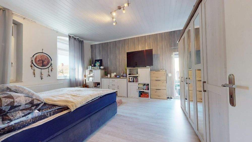 Mehrfamilienhaus, Wohnhaus Lemberg - 9 Zimmer, 320 m&sup2;, 269.000&euro; | Angebot:25837705