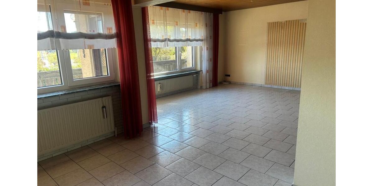 Einfamilienhaus Homburg - 11 Zimmer, 165 m&sup2;, 289.000&euro; | Angebot:26265842
