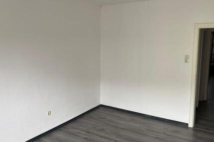 Wohnung Pirmasens - 3 Zimmer, 83 m&sup2;, 500&euro; | Angebot:25937477