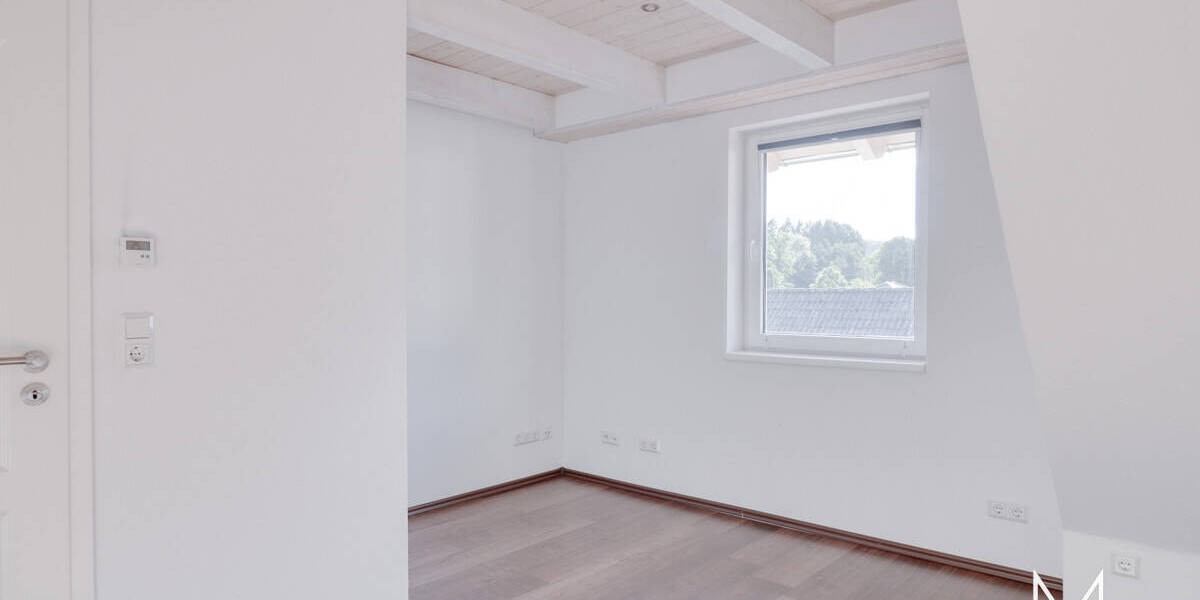 Doppelhaushälfte Waldmohr - 3 Zimmer, 130 m&sup2;, 1.250&euro; | Angebot:25984711