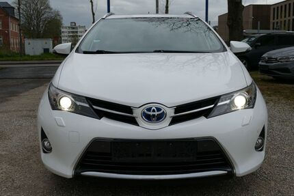 Toyota Auris 240.000 km 7.500 &euro; Saarbrücken OT St Johann 66121