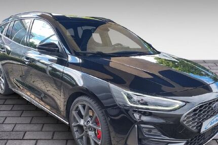 Ford Focus 51.800 km 27.790 &euro; Neunkirchen 66539