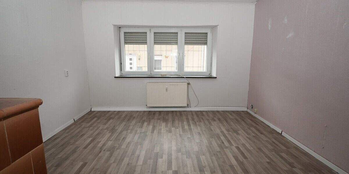Einfamilienhaus Bexbach / Frankenholz Frankenholz - 7 Zimmer, 148 m&sup2;, 115.000&euro; | Angebot:25706690
