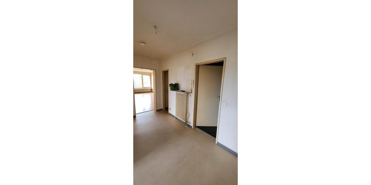 Etagenwohnung Saarbrücken Dudweiler - 3 Zimmer, 80 m&sup2;, 125.000&euro; | Angebot:27260864