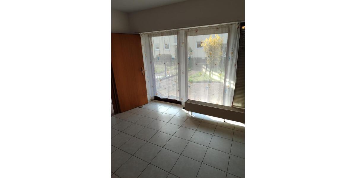 Einfamilienhaus Waldmohr - 5 Zimmer, 143 m&sup2;, 1.390&euro; | Angebot:25783474