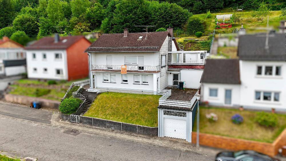 Einfamilienhaus Waldfischbach - 5 Zimmer, 151 m&sup2;, 215.000&euro; | Angebot:26230943