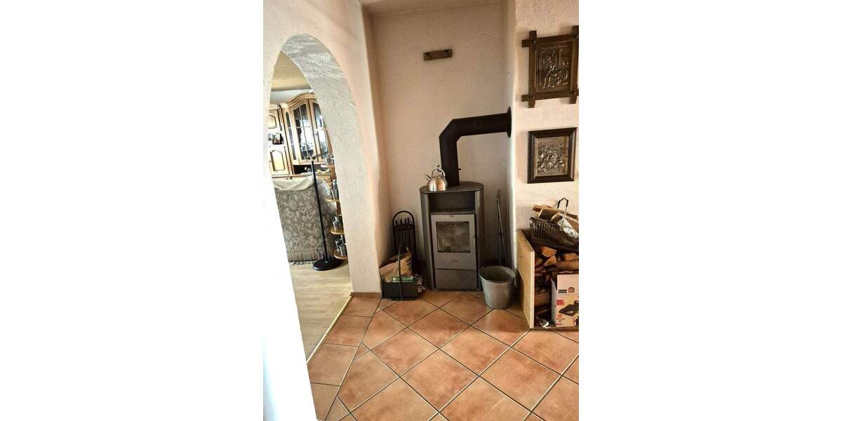 Mehrfamilienhaus, Wohnhaus Hüttigweiler Hüttigweiler - 6 Zimmer, 205 m&sup2;, 248.000&euro; | Angebot:25730740