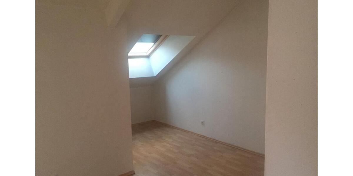 Maisonettenwohnung Saarbrücken Brebach-Fechingen - 4 Zimmer, 115 m&sup2;, 850&euro; | Angebot:25964524