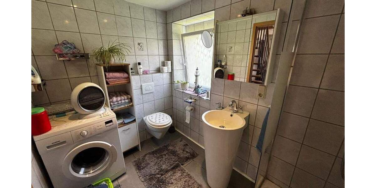 Mehrfamilienhaus, Wohnhaus Schmitshausen - 3 Zimmer, 80 m&sup2;, 139.000&euro; | Angebot:25706013